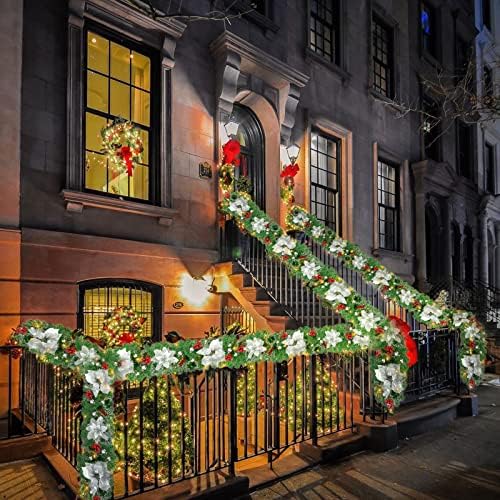 Presvijetljeno umjetno božićno vijenac, zeleni ratan sa srebrnim ukrasima za cvijeće i LED svjetla za kućne stepenice kamin
