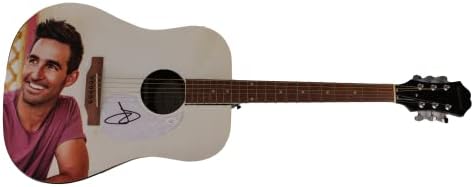 Jake Owen potpisao je autogram u punoj veličini jedinstvenu prilagođenu Gibson Epiphone akustičnu gitaru s Jamesom Spence